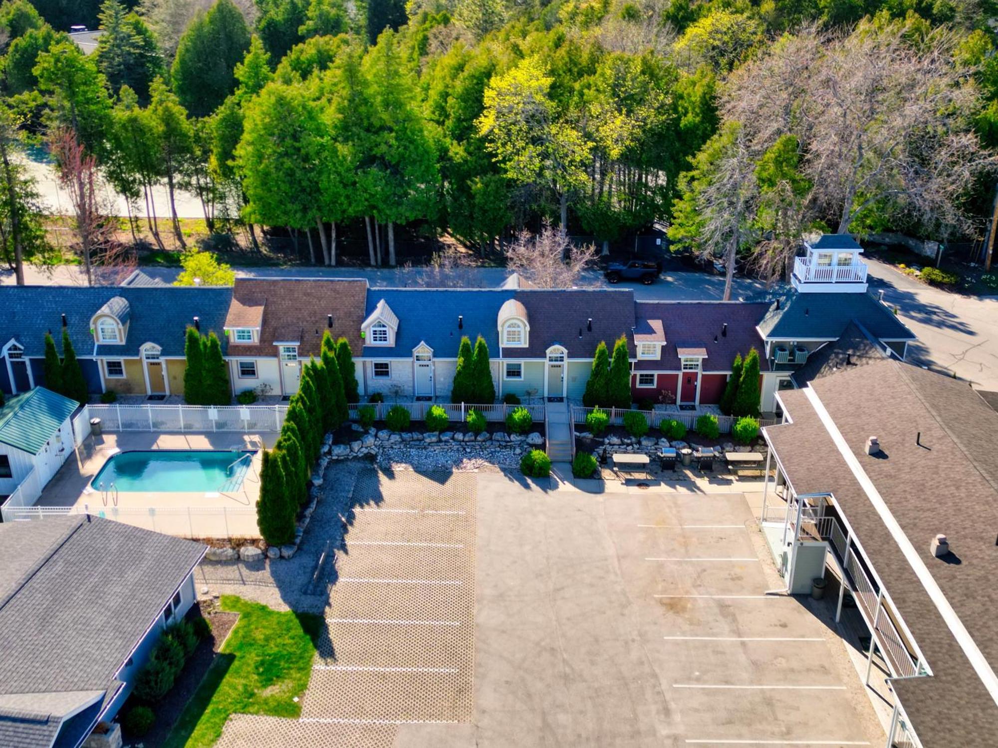 פיש קריק Spruce & Shore Motel מראה חיצוני תמונה